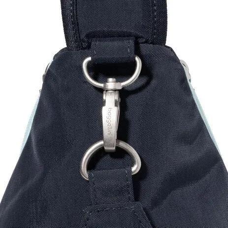 Baggallini Central Park Sling