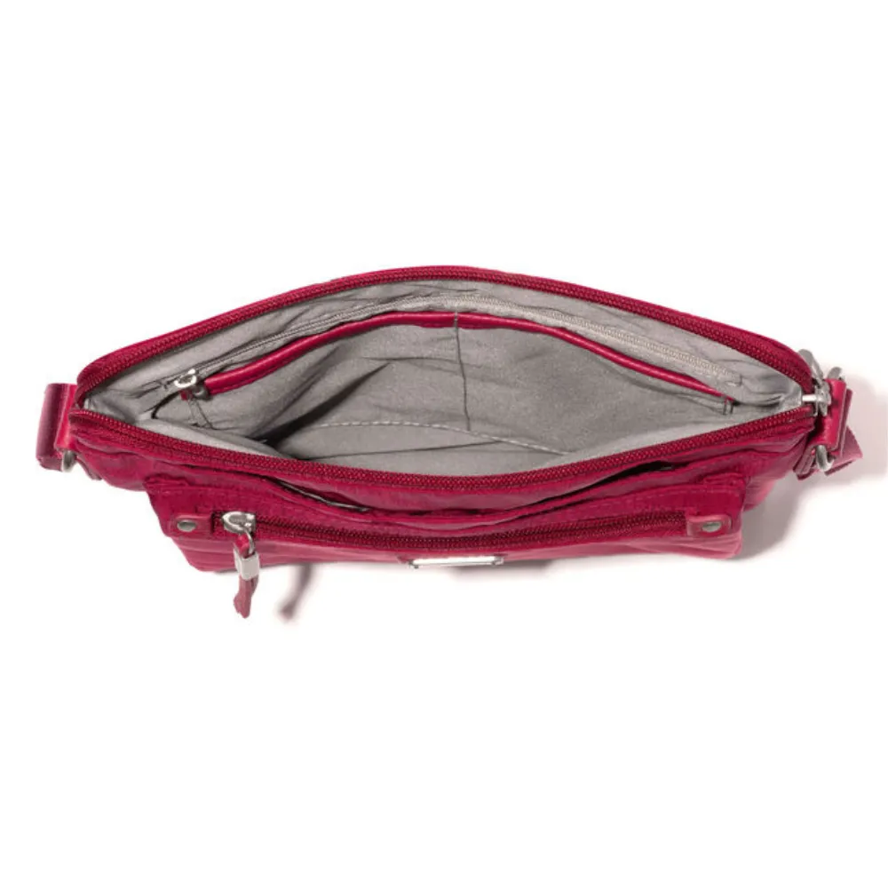 Baggallini Go Bagg With RFID Phone Wristlet Beet Red (Women's)