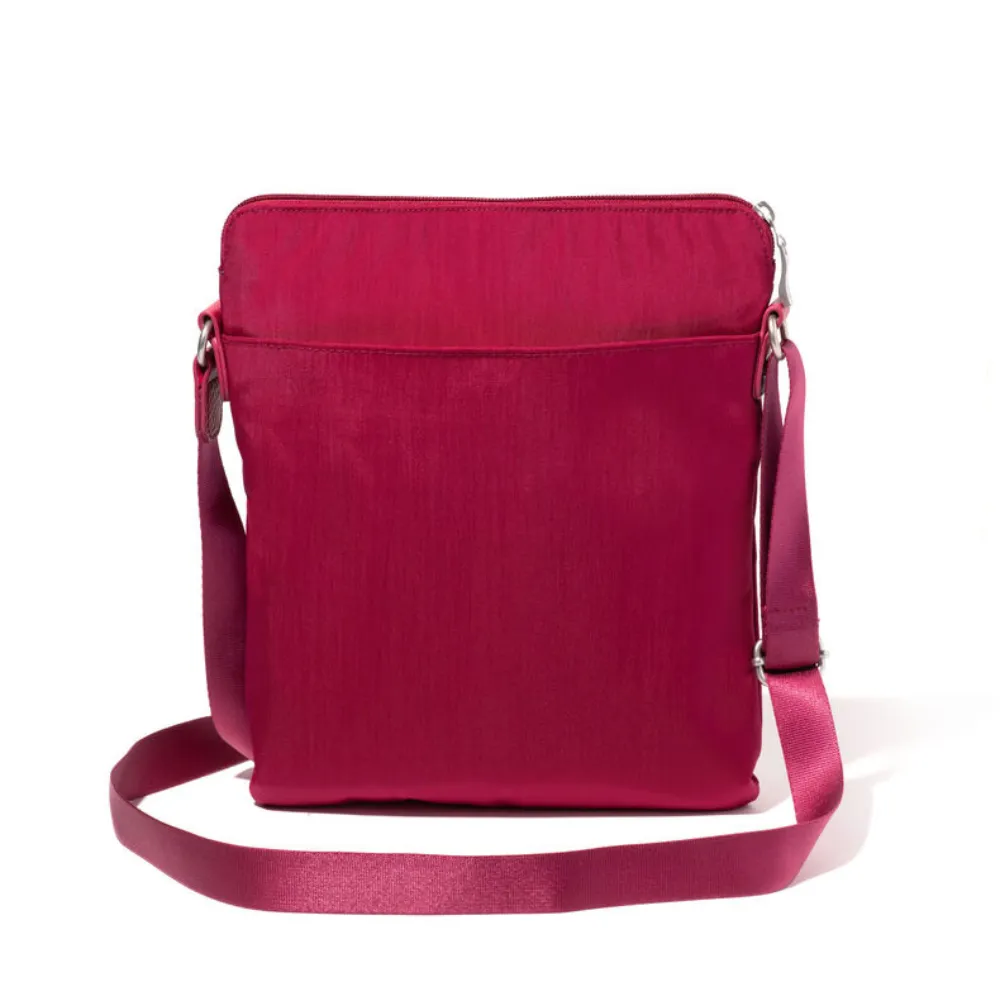 Baggallini Go Bagg With RFID Phone Wristlet Beet Red (Women's)